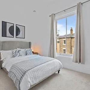 cosy-apartment-in-the-heart-of-southampton.bournemouth-hotels.org/