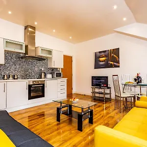 Exclusive Centre Apartment