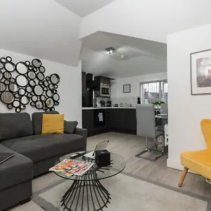 nottage-house-premier-apartments.cardiffhotelswales.com/